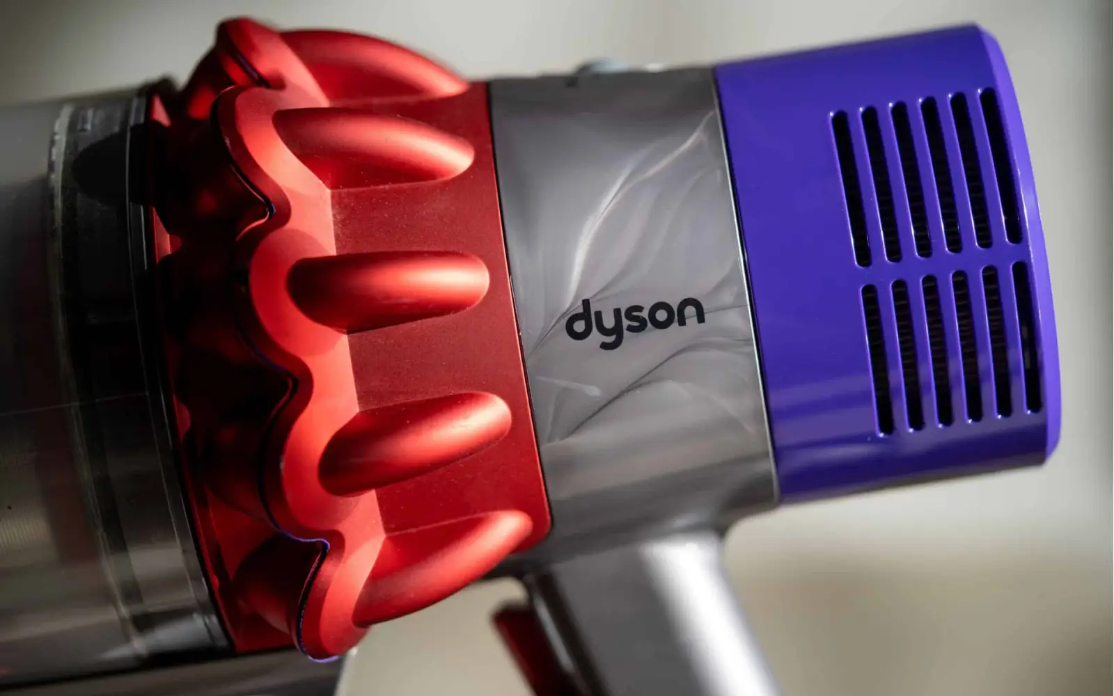 Dyson Süpürge ve Airwrap Tamiri